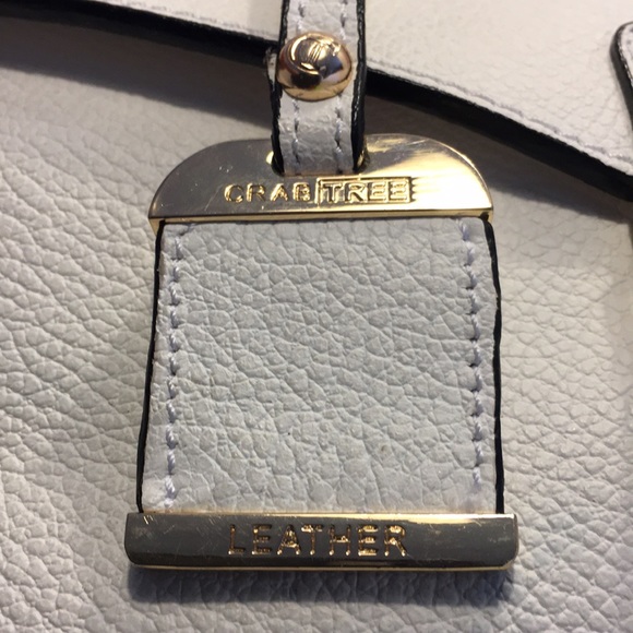 GentlyUsed CRABTREE Beige/White Leather Handbag - Picture 2 of 8